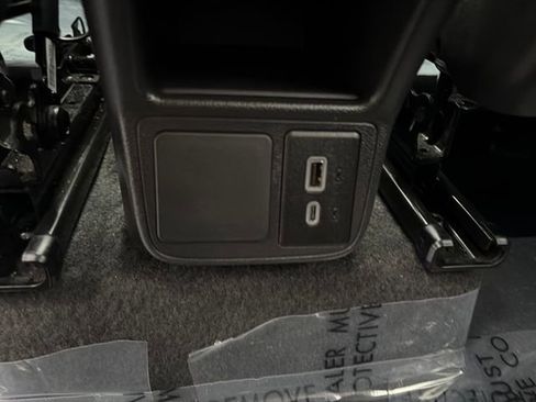 Used 2025 Buick Encore GX Preferred image 23