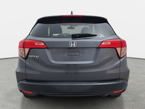 Used 2017 Honda HR-V EX image 6