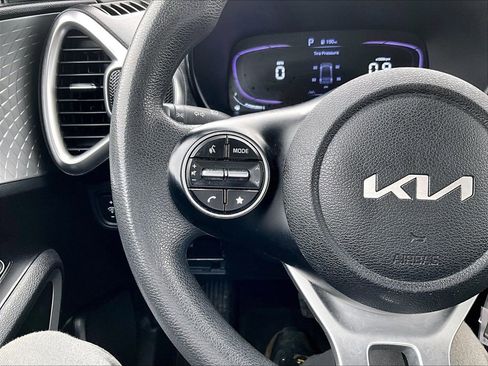 Used 2023 Kia Soul LX w/ Option Group 015 image 15