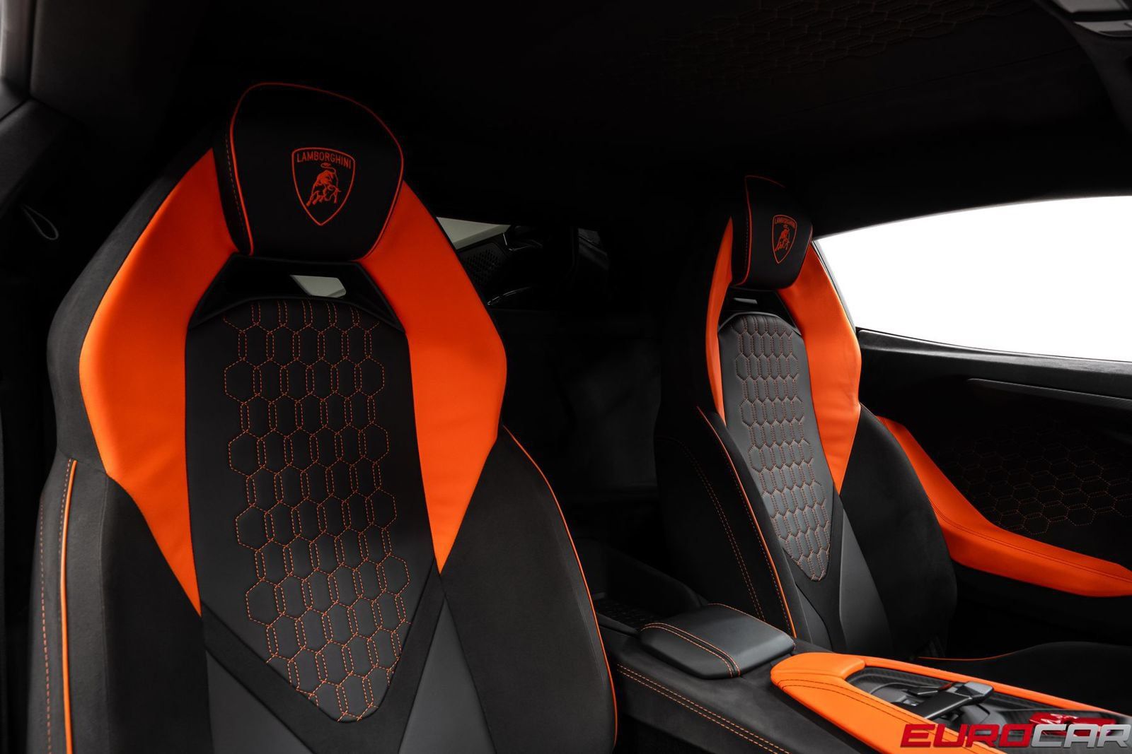 Used 2024 Lamborghini Revuelto AWD/4WD image 50