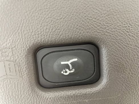 Used 2023 Lincoln Nautilus Reserve w/ Monochromatic Package image 40