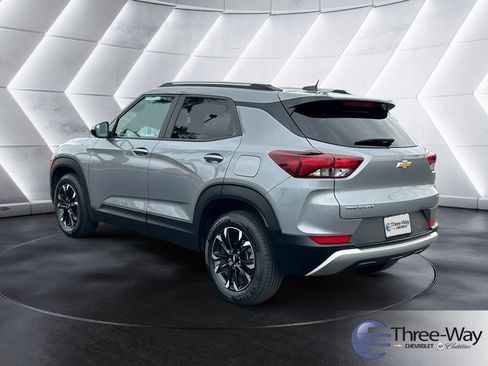 Certified 2023 Chevrolet TrailBlazer LT FWD image 3