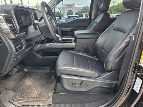 Used 2025 Ford F250 Lariat w/ Lariat Ultimate Package AWD/4WD image 5