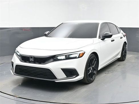 Used 2023 Honda Civic Sport image 5