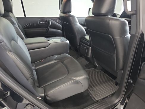 Used 2023 Nissan Armada SL w/ Midnight Edition Package image 11