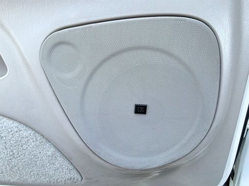 Used 2001 Toyota Sequoia Limited image 48