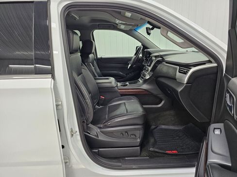 Used 2018 GMC Yukon XL SLE AWD/4WD image 21