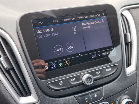 Used 2020 Chevrolet Malibu RS FWD image 18