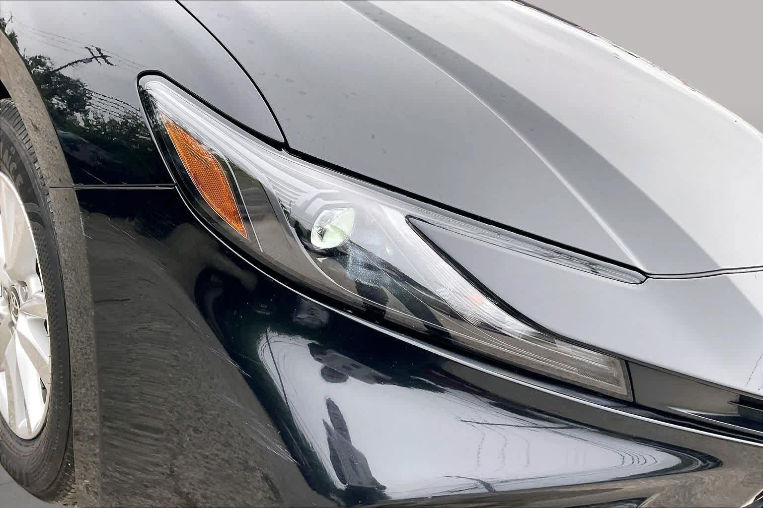 Used 2025 Toyota Camry LE FWD image 27
