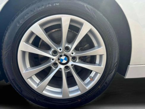 Used 2018 BMW 320i xDrive Sedan w/ Convenience Package image 33