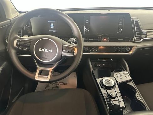 Used 2023 Kia Sportage LX AWD/4WD image 22