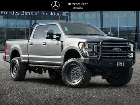 Used 2022 Ford F250 Lariat w/ Black Appearance Package image 1