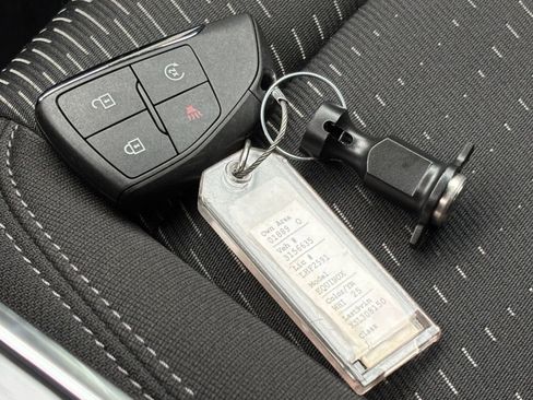 Used 2025 Chevrolet Equinox LT image 22