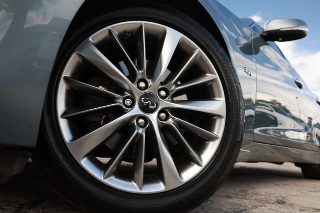 Used 2018 INFINITI Q50 Luxe w/ Cargo Package (L95) RWD image 30
