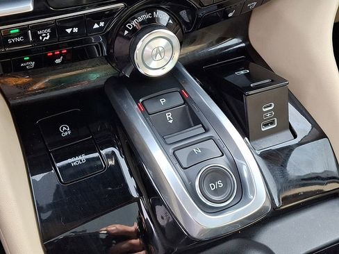 Used 2023 Acura MDX Technology image 17