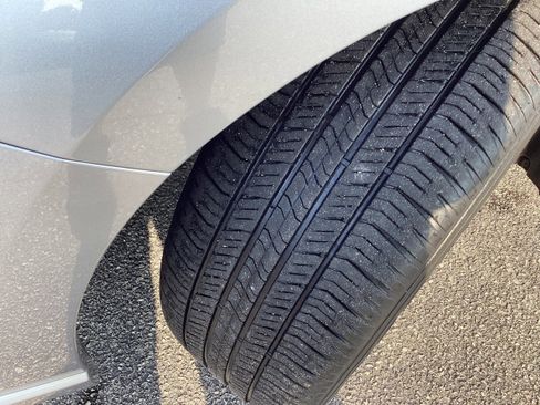 Used 2019 Subaru Legacy 2.5i Limited image 10