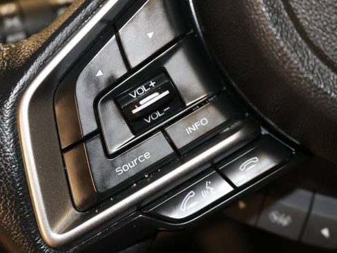 Used 2022 Subaru Forester Premium AWD/4WD image 44