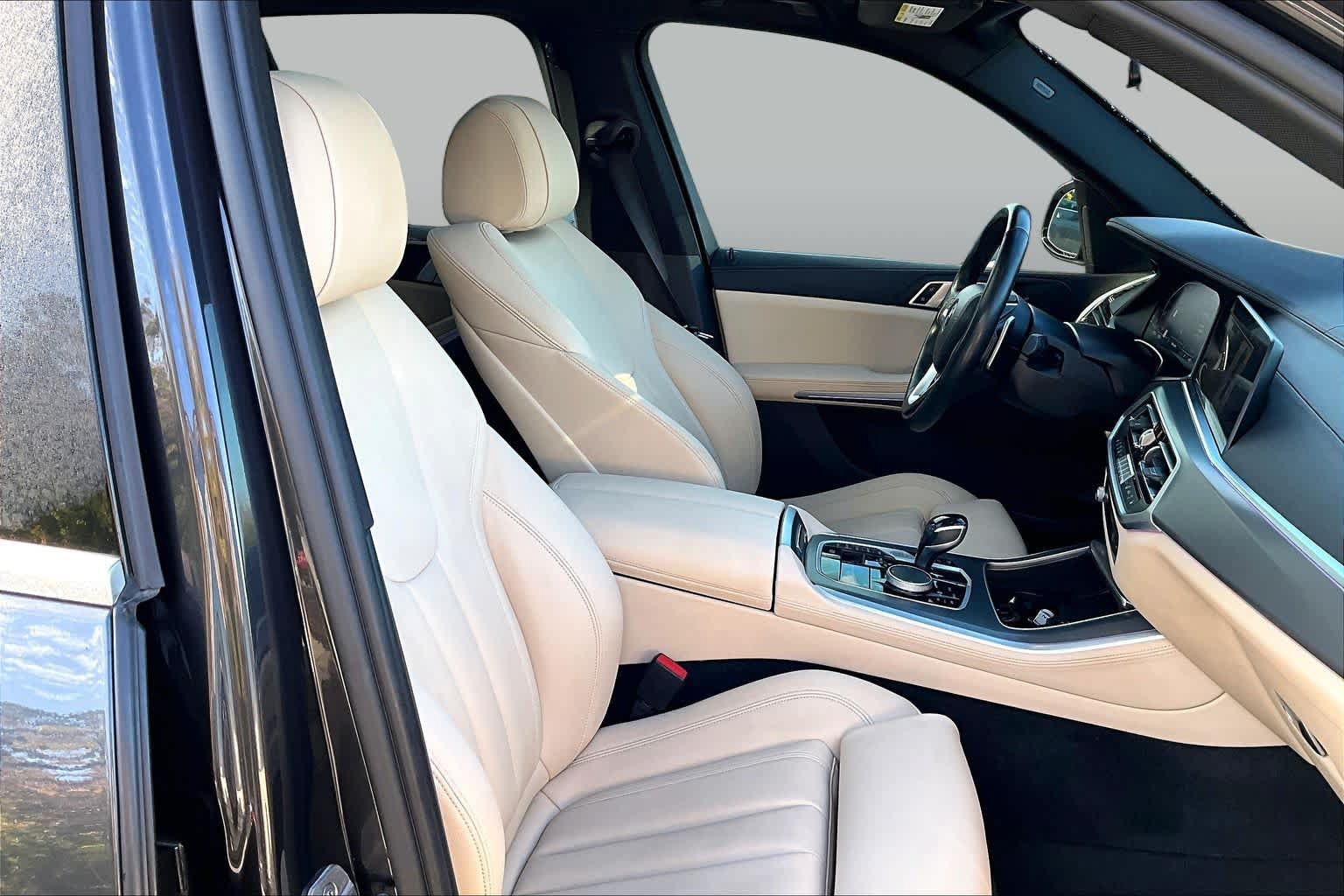 Used 2022 BMW X5 sDrive40i w/ Premium Package RWD image 8