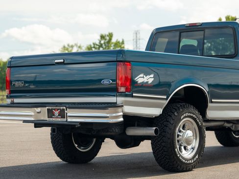 Used 1997 Ford F250 XLT image 16