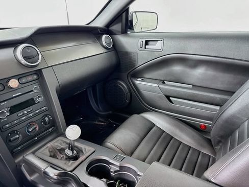 Used 2009 Ford Mustang Shelby GT500 RWD image 20