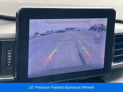 Used 2020 Ford Explorer XLT w/ Equipment Group 202A AWD/4WD image 12