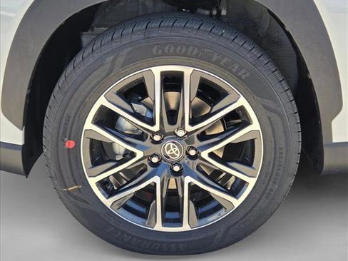 New 2026 Toyota Corolla Cross XLE AWD/4WD image 10