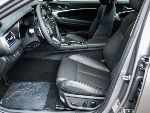 New 2026 Genesis G70 2.5T image 13