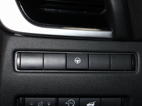 Used 2023 Nissan Rogue SL image 10