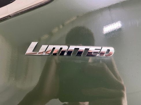 Used 2023 Toyota Tundra Limited AWD/4WD image 42
