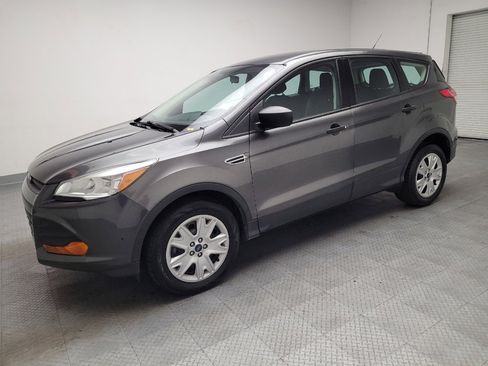 Used 2016 Ford Escape S FWD image 2