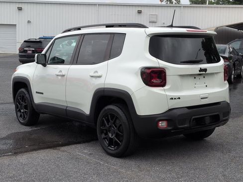 Used 2020 Jeep Renegade Altitude AWD/4WD image 8