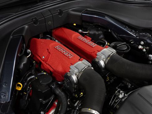 Used 2024 Ferrari Roma image 22
