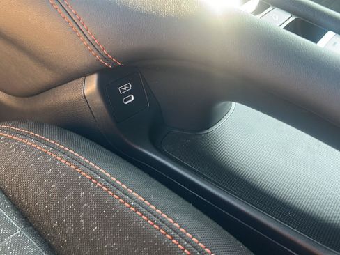 Used 2024 Honda HR-V Sport image 16