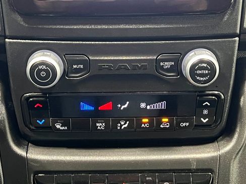 Used 2023 RAM ProMaster 3500 FWD image 24