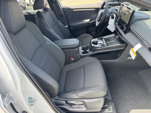 New 2026 Toyota C-HR AWD/4WD image 8