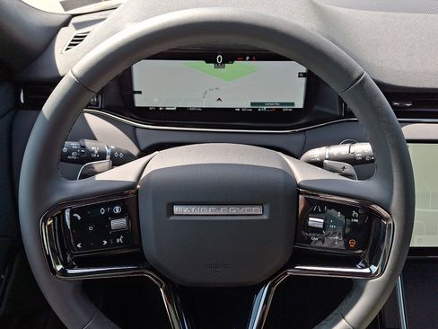 Used 2026 Land Rover Range Rover Evoque Dynamic SE AWD/4WD image 19