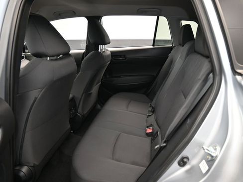 Used 2023 Toyota Corolla Cross LE image 29