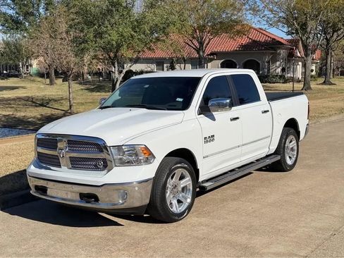 Used 2018 RAM 1500 Lone Star RWD image 1