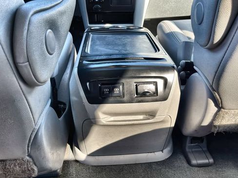 Used 2019 Toyota Sienna XLE w/ XLE Navigation Package AWD/4WD image 24