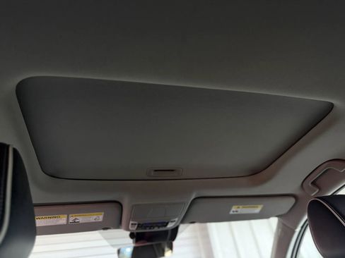 Used 2017 Acura MDX SH-AWD w/Advance image 14