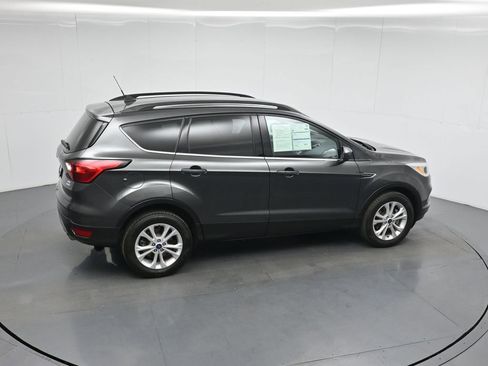 Certified 2019 Ford Escape SEL image 36