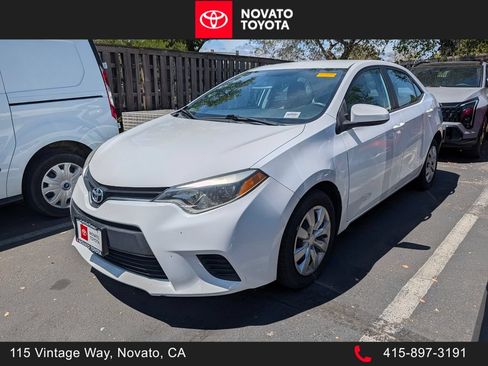 Used 2014 Toyota Corolla LE FWD image 1