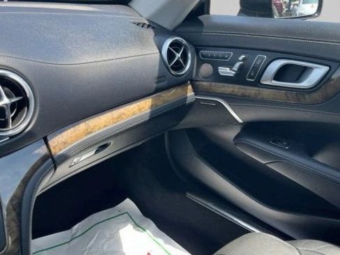 Used 2017 Mercedes-Benz SL 450 image 17