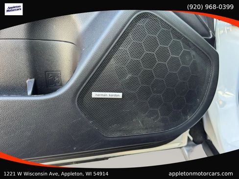 Used 2018 Subaru Outback 2.5i Limited image 23