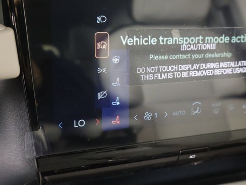 New 2026 Lincoln Navigator Premiere AWD/4WD image 7