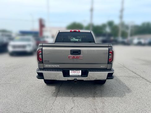 Used 2017 GMC Sierra 1500 SLT w/ SLT Premium Package AWD/4WD image 6