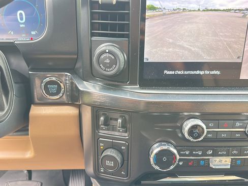 Used 2026 Ford F250 Lariat w/ Lariat Premium Package image 37