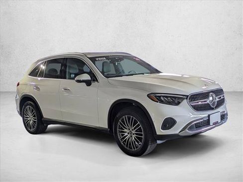 Certified 2026 Mercedes-Benz GLC 300 image 6
