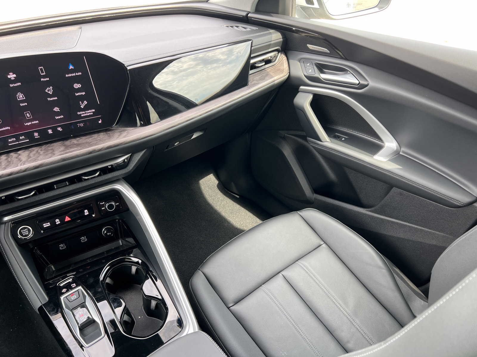 Used 2025 Audi Q5 Premium Plus w/ Premium Plus AWD/4WD image 32