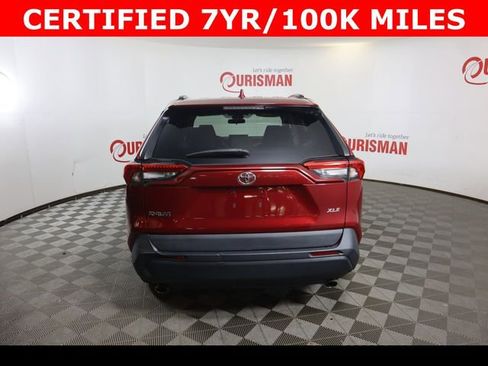 Used 2021 Toyota RAV4 XLE w/ Convenience Package image 11
